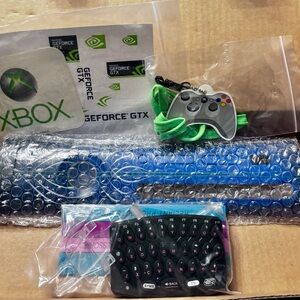 Variety of XBOX & XBOX 360 Gaming Accessory Set